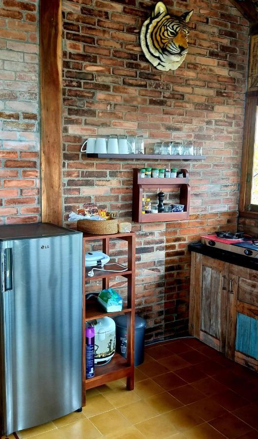 Batu Hill Villa Watukarung Eksteriør bilde