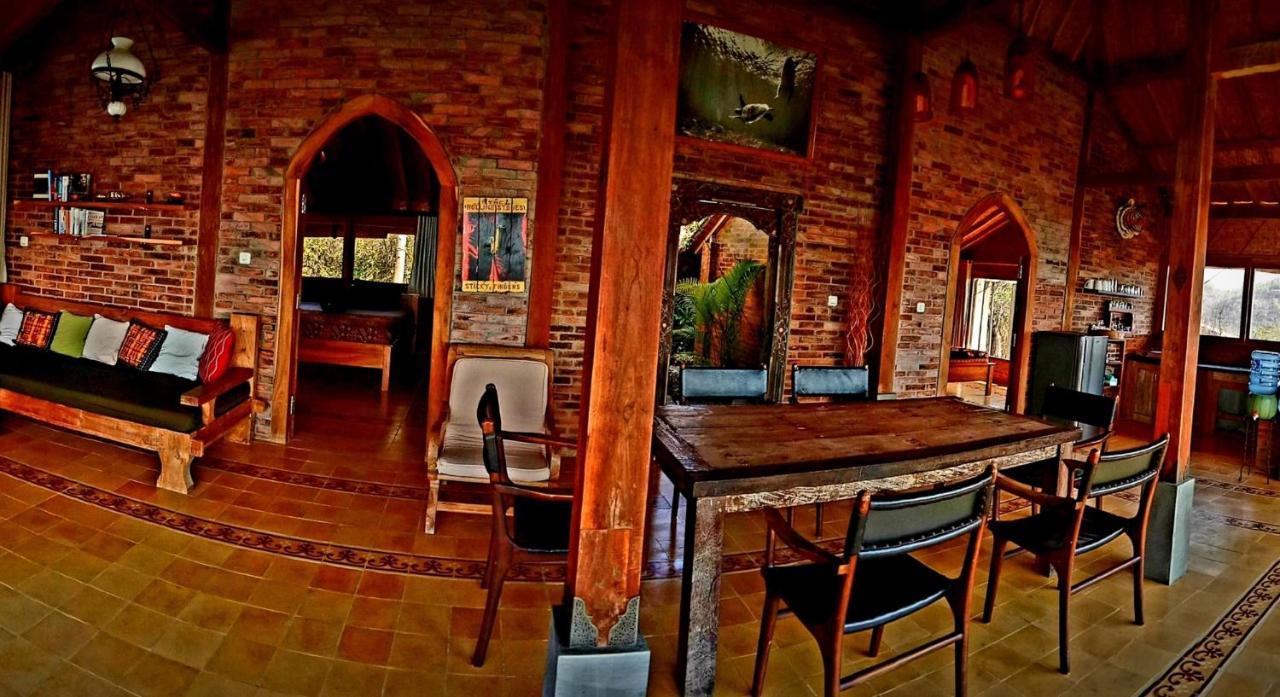 Batu Hill Villa Watukarung Eksteriør bilde