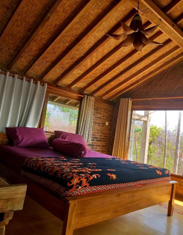 Batu Hill Villa Watukarung Eksteriør bilde